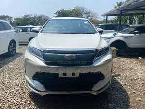 Toyota Harrier 2018 White