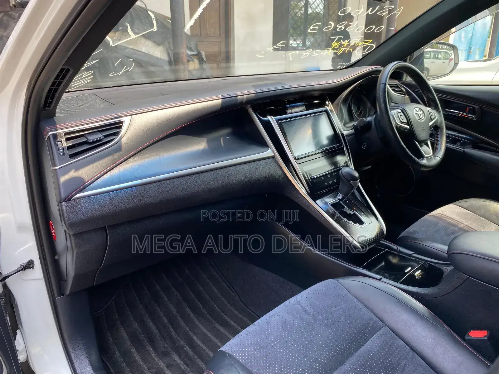 Toyota Harrier 2018 White