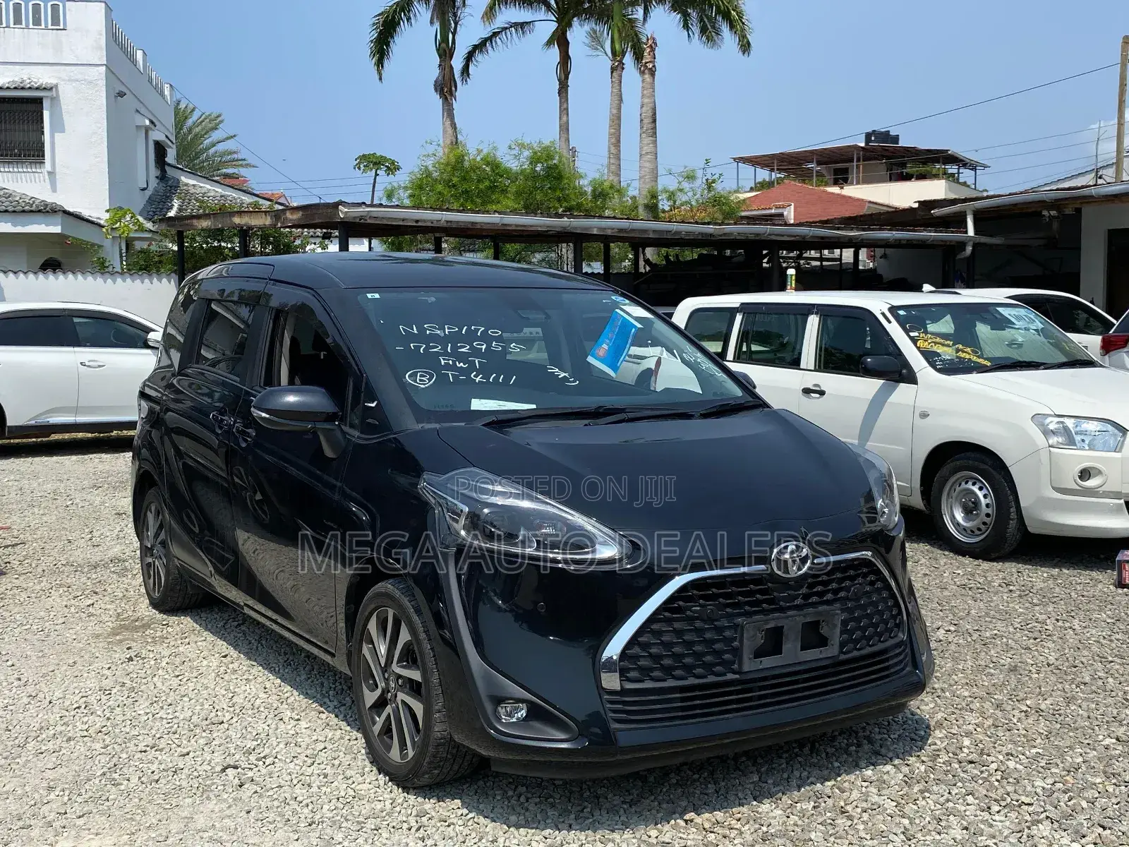 Toyota Sienta 2018 Black