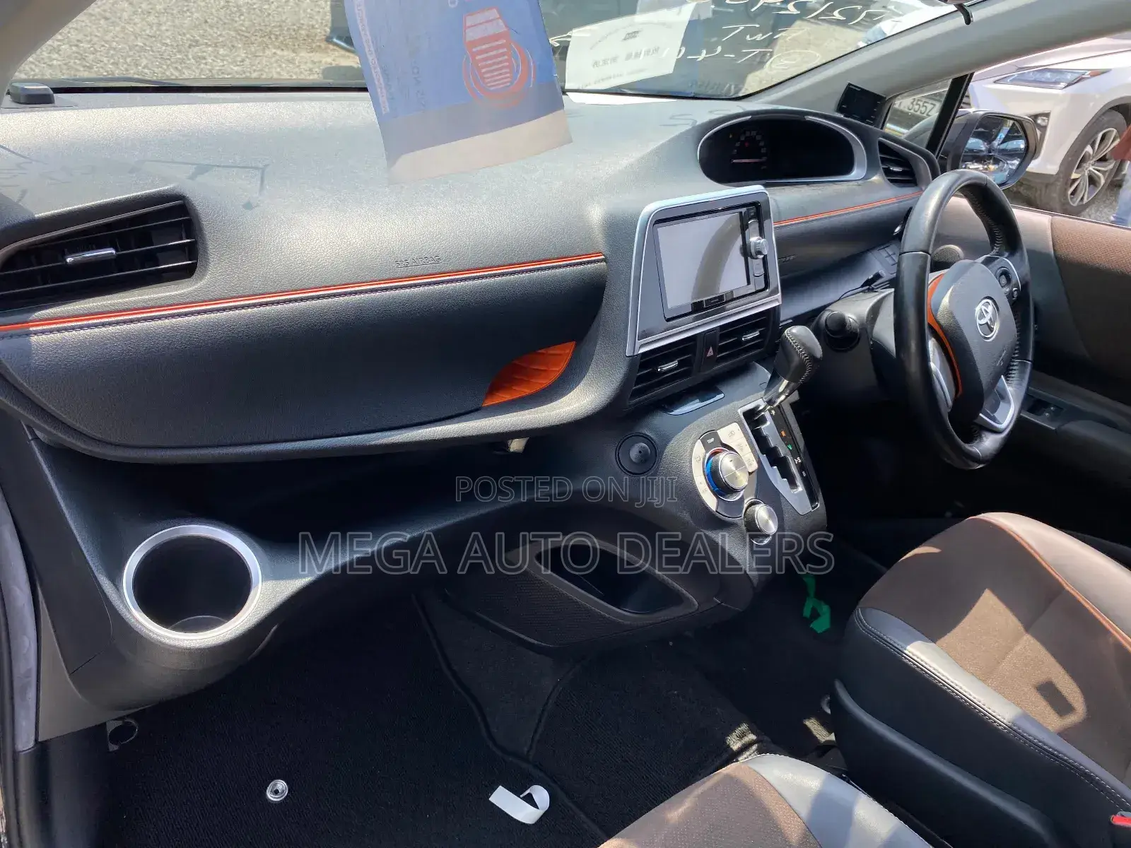 Toyota Sienta 2018 Black