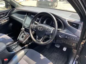 Toyota Harrier 2018 Black