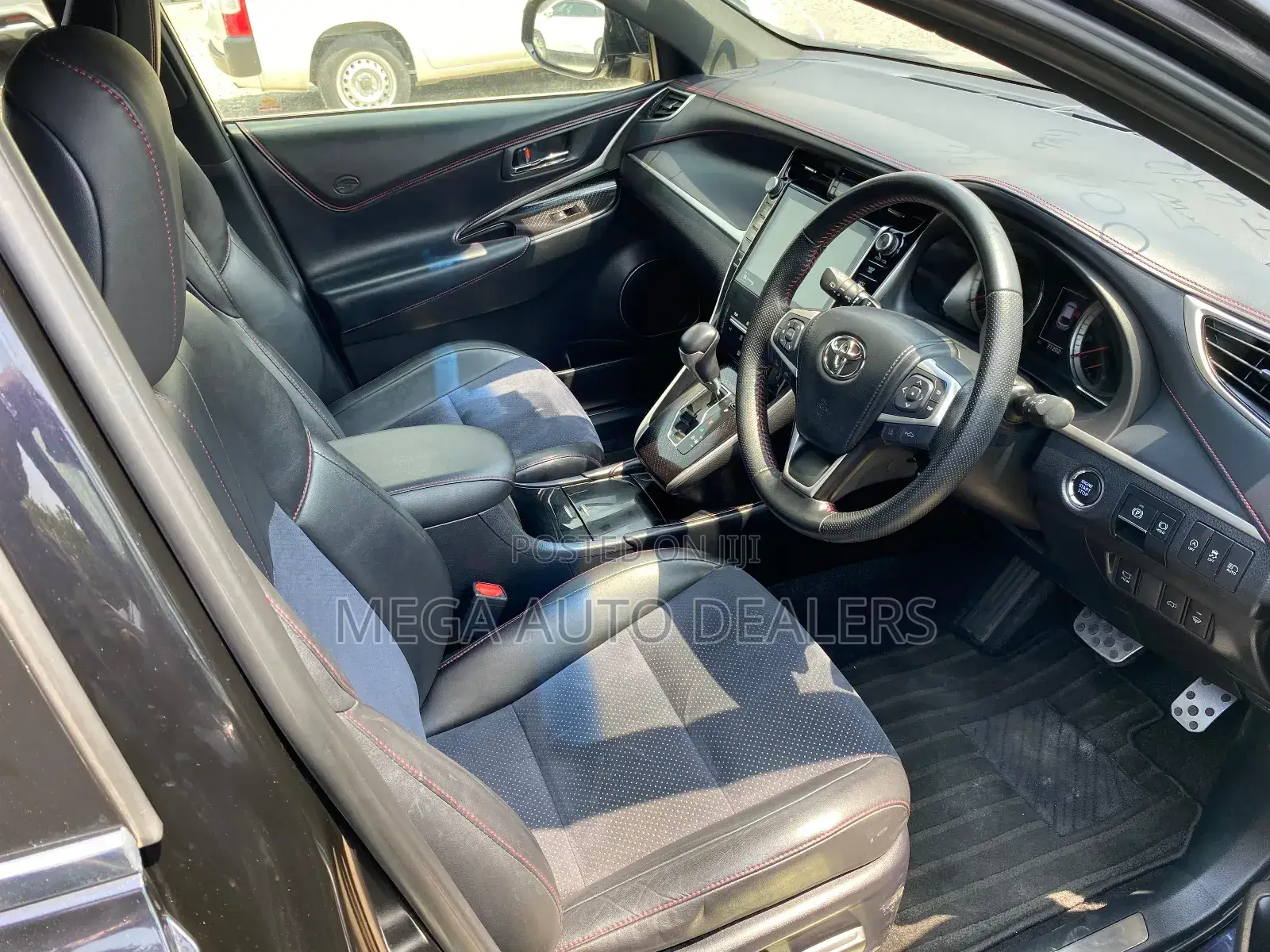 Toyota Harrier 2018 Black