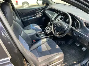 Toyota Harrier 2018 Black