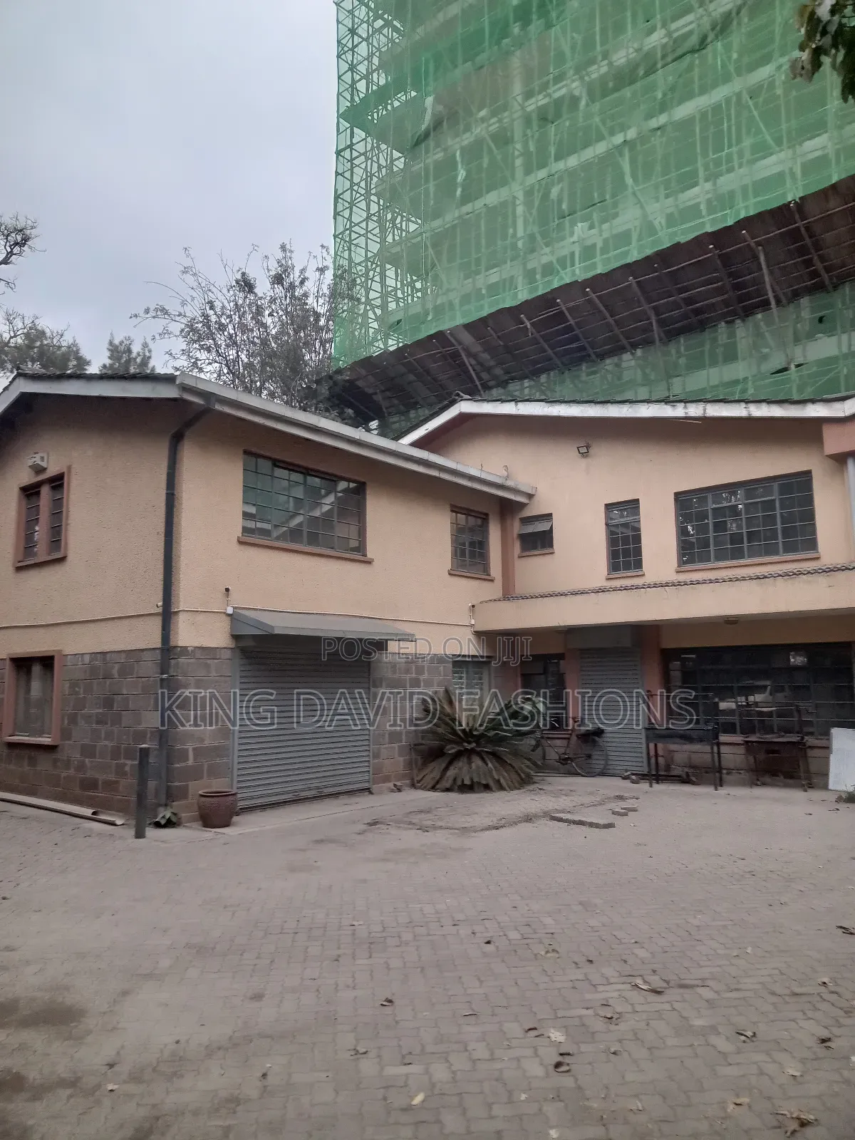 Corner Plot in Kilimani
