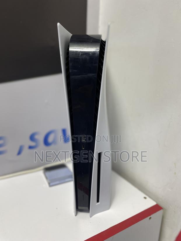 Ps5 Standard Console - Pre Owned - main view