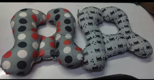 Kids/Baby Pillow Head Supporter. - main view