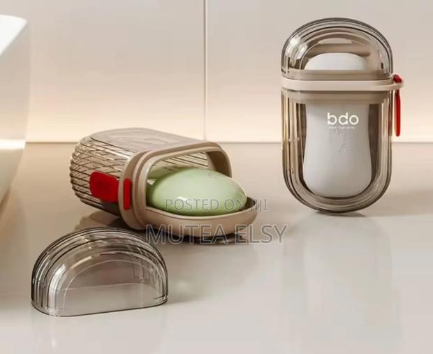 White Clear Portable Travel Soap Holders With Soap Case - main view