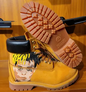 Timber Grafitti
Sizes 40 - 45