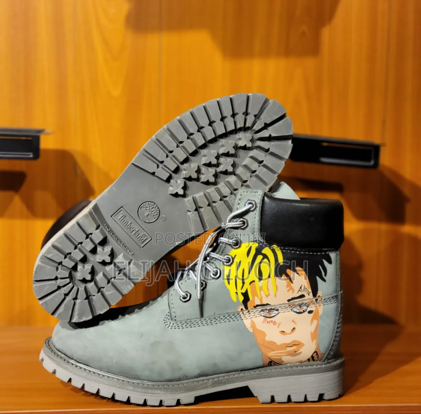 Timber Grafitti
Sizes 40 - 45