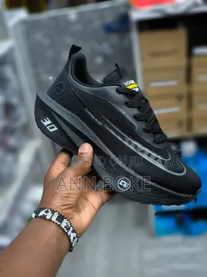 *Vague Running Sport* 
Sizes 40/41/42/43/44