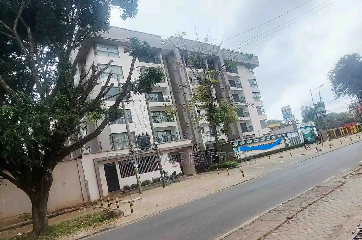 3bdrm Apartment in Lavington for sale