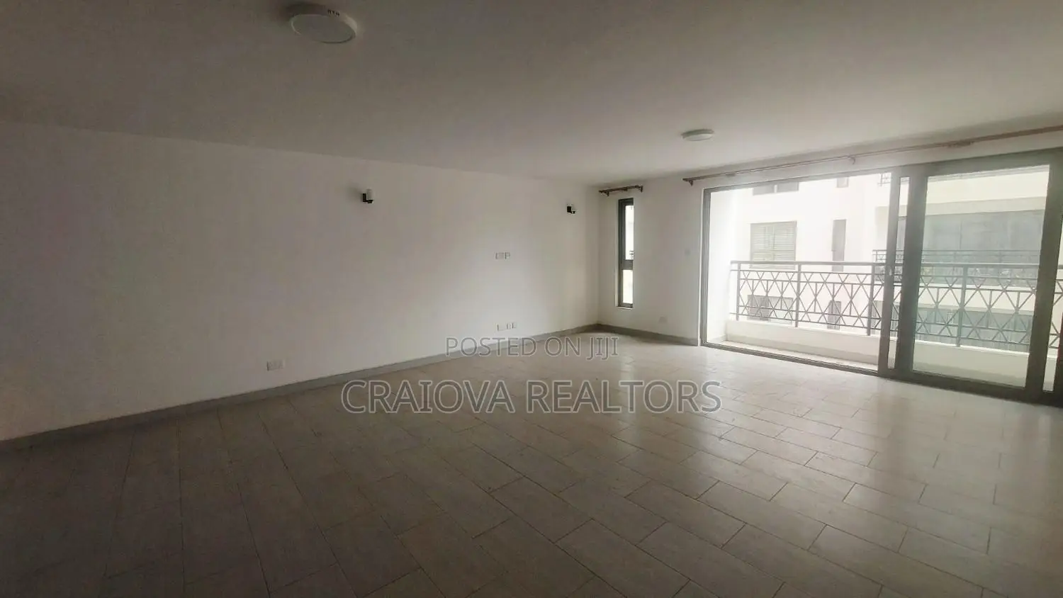 3bdrm Apartment in Lavington for sale