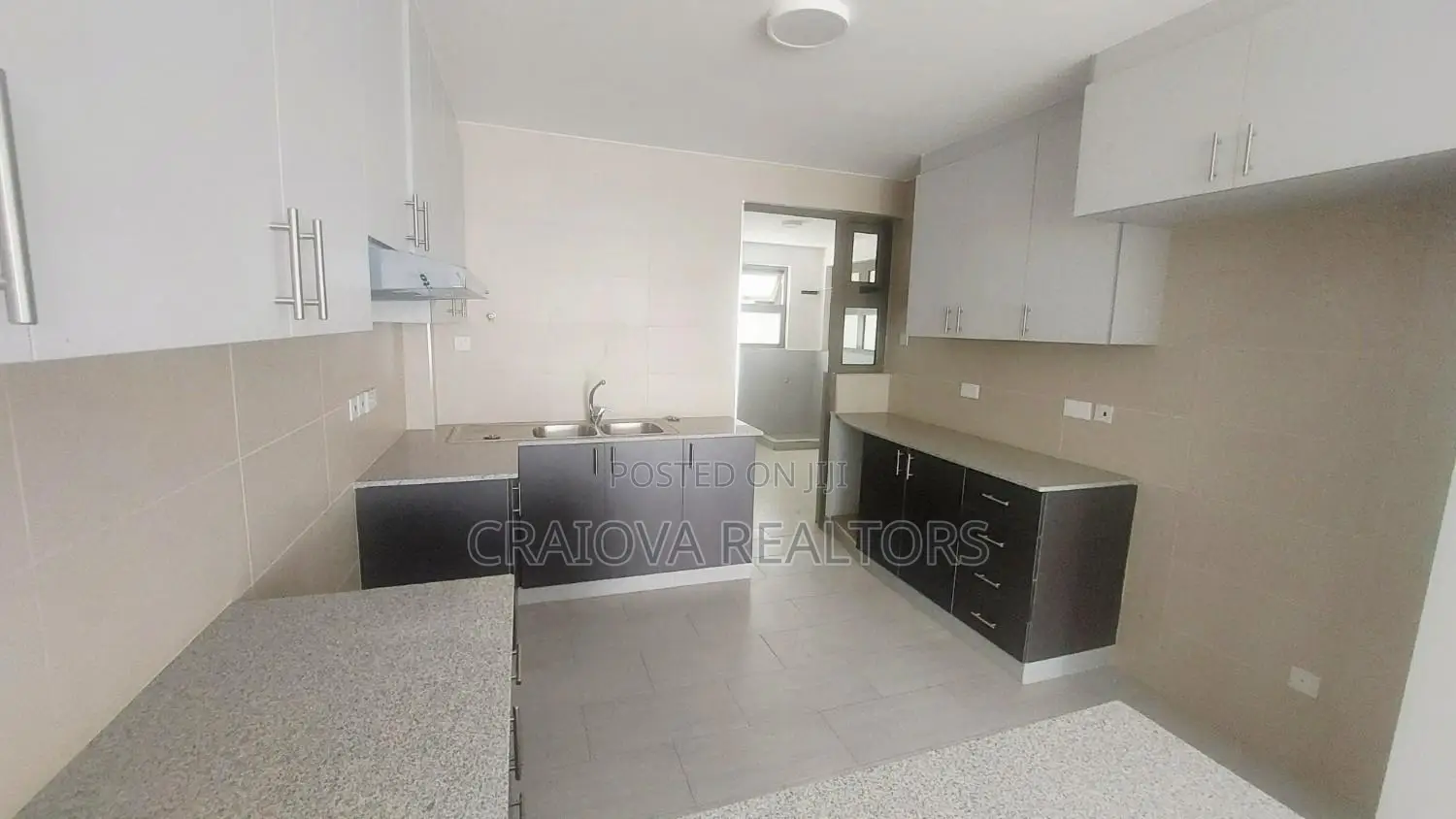 3bdrm Apartment in Lavington for sale