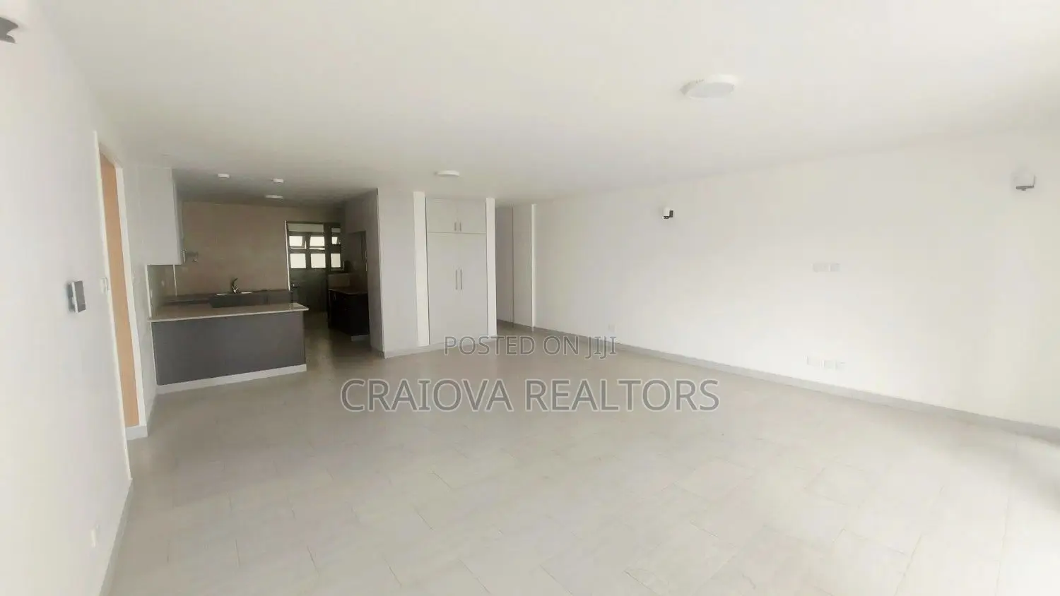 3bdrm Apartment in Lavington for sale