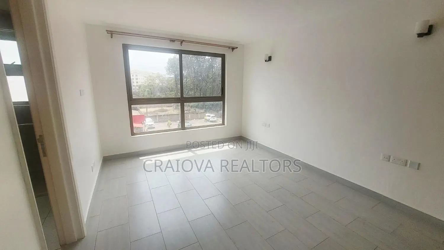 3bdrm Apartment in Lavington for sale