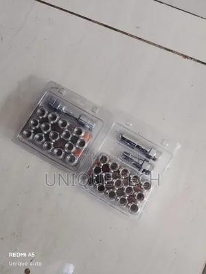 Complete 16pcs Allen Key Wheel Nuts