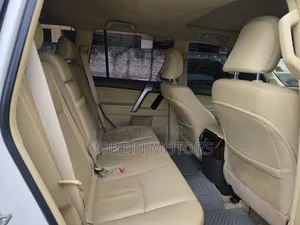 Toyota Land Cruiser Prado 2014 White