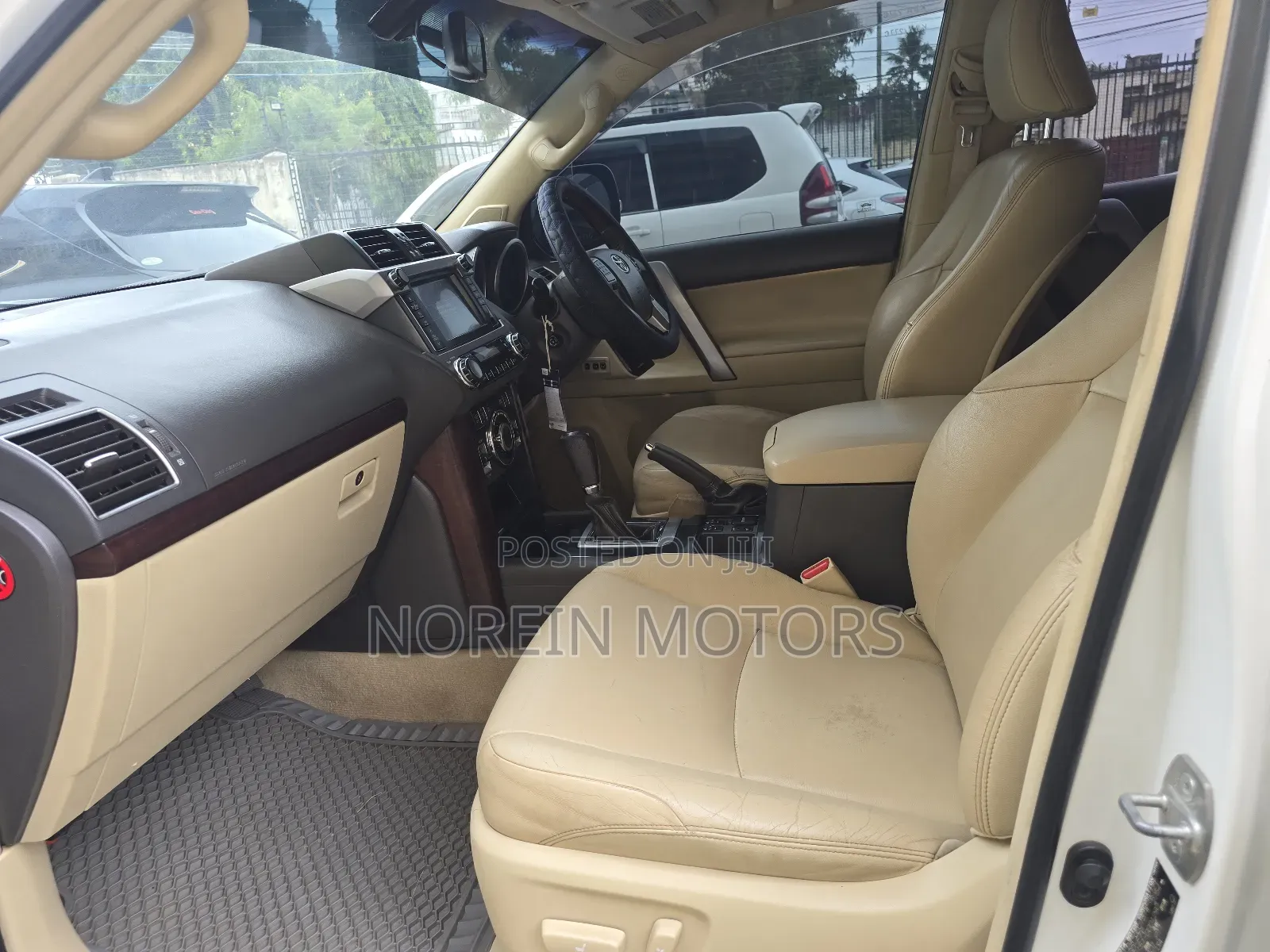 Toyota Land Cruiser Prado 2014 White