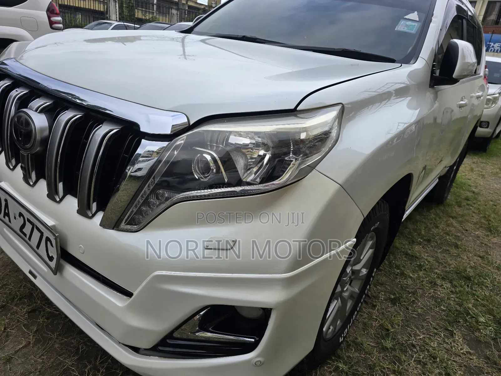 Toyota Land Cruiser Prado 2014 White