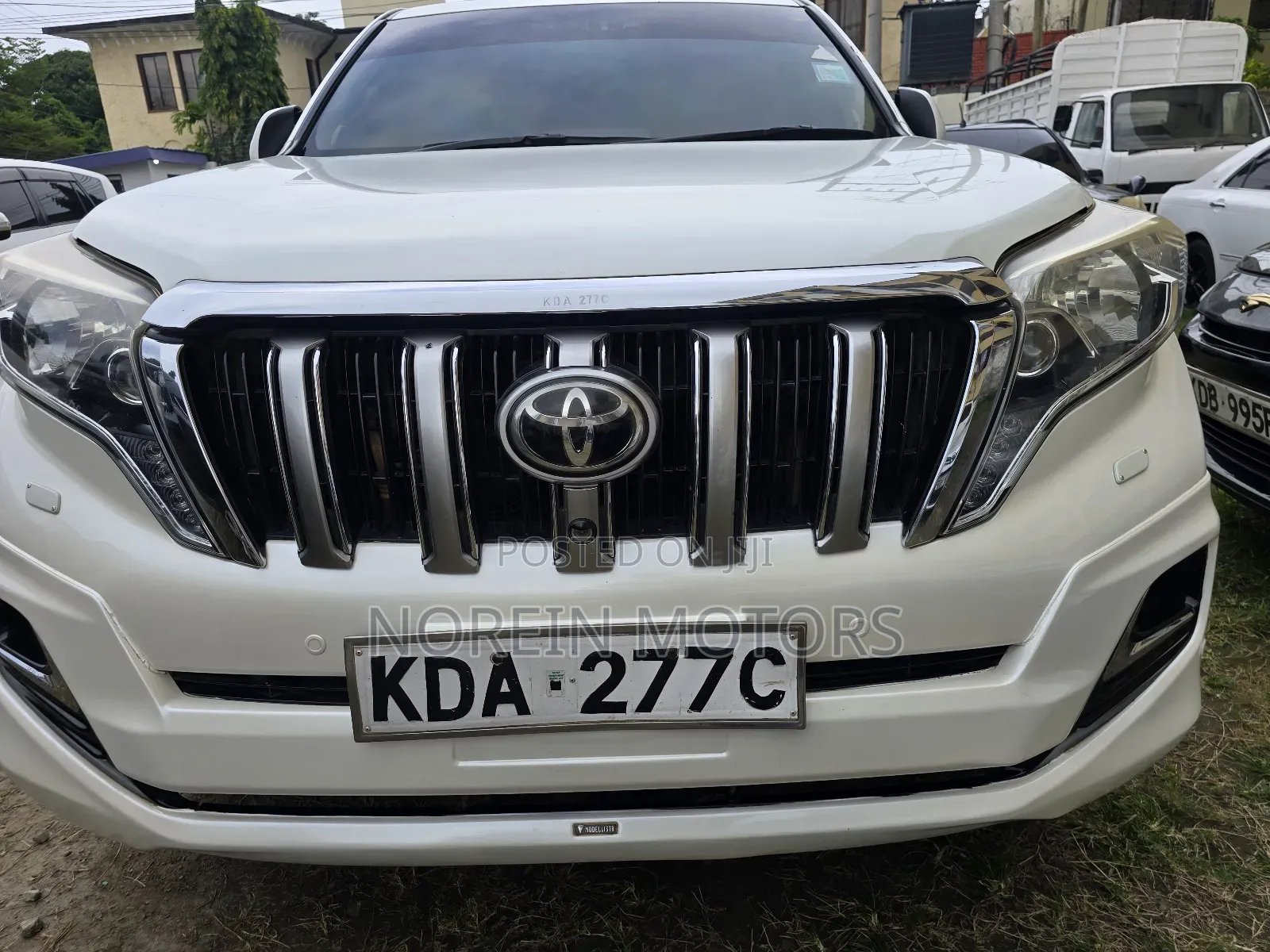 Toyota Land Cruiser Prado 2014 White