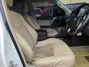 Toyota Land Cruiser Prado 2012 White