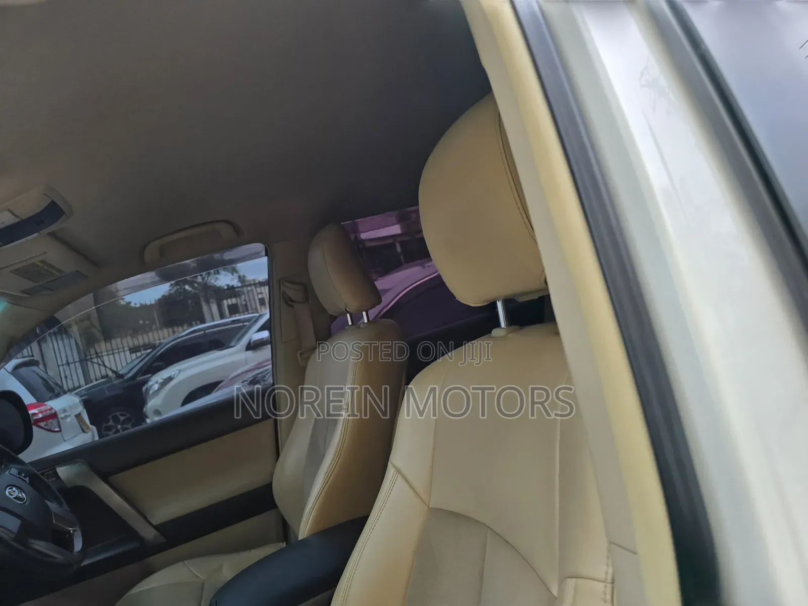 Toyota Land Cruiser Prado 2012 White