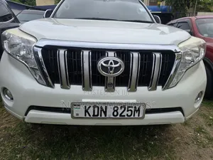 Toyota Land Cruiser Prado 2017 White