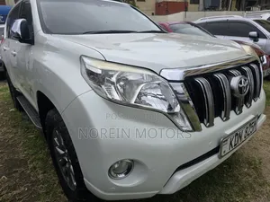 Toyota Land Cruiser Prado 2017 White