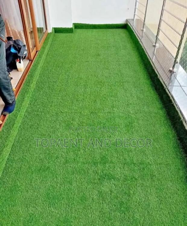 Decorative Artificial Lawn for Balconies and Patios