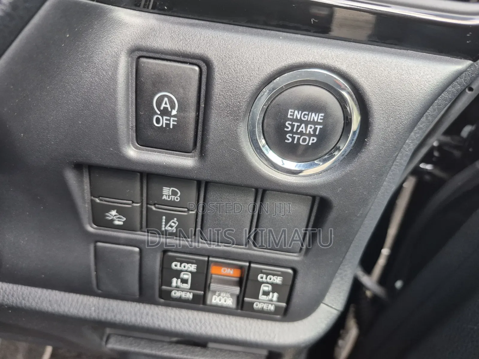 Toyota Noah 2018 Black