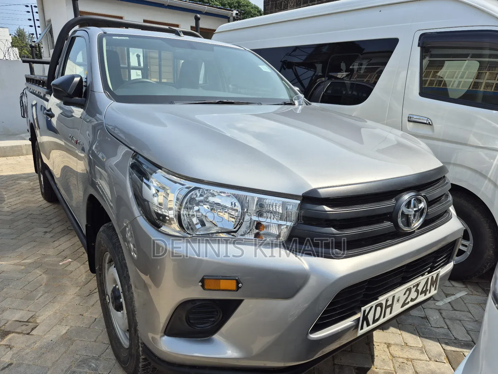 Toyota Hilux 2021 Silver