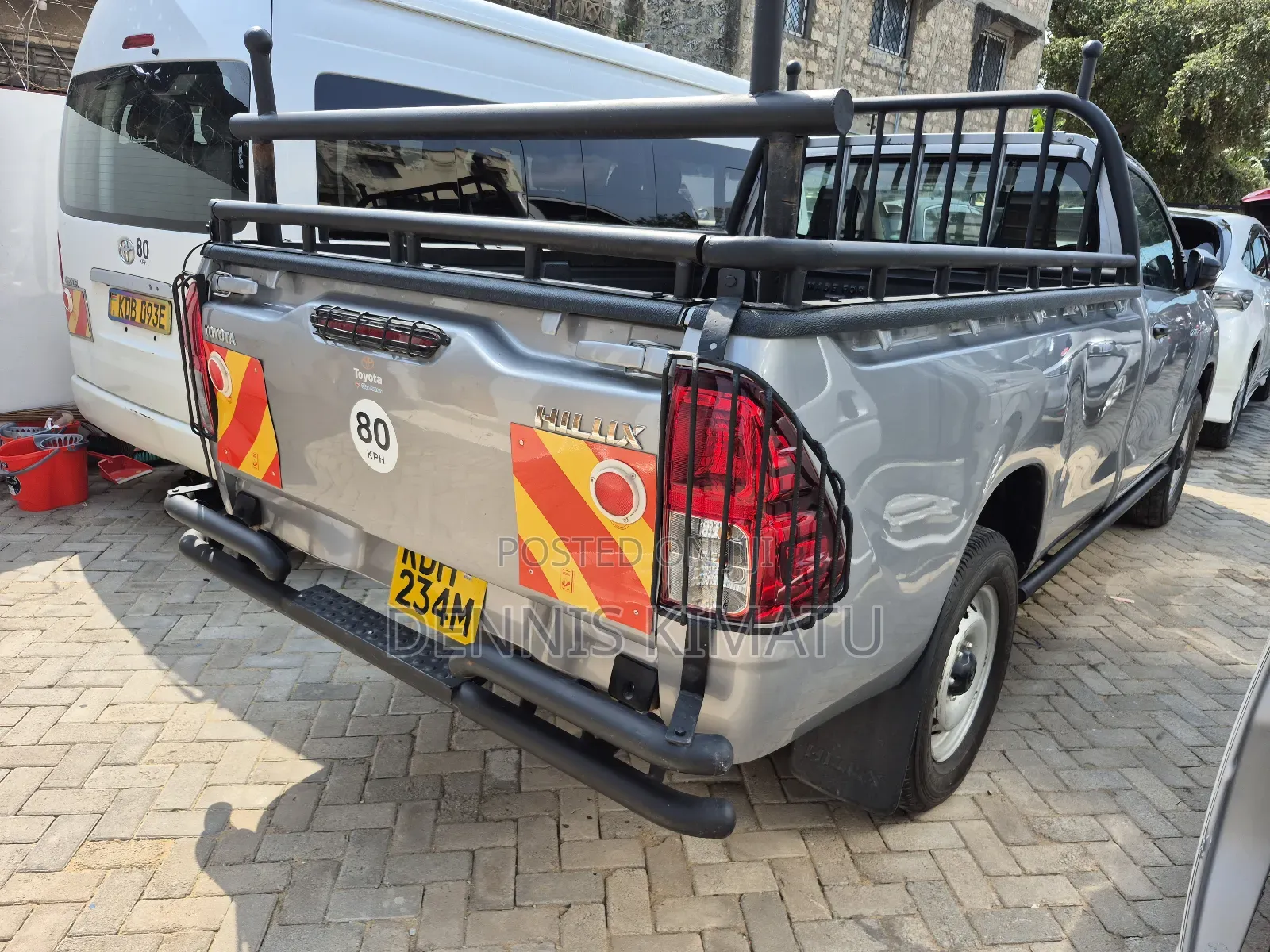 Toyota Hilux 2021 Silver