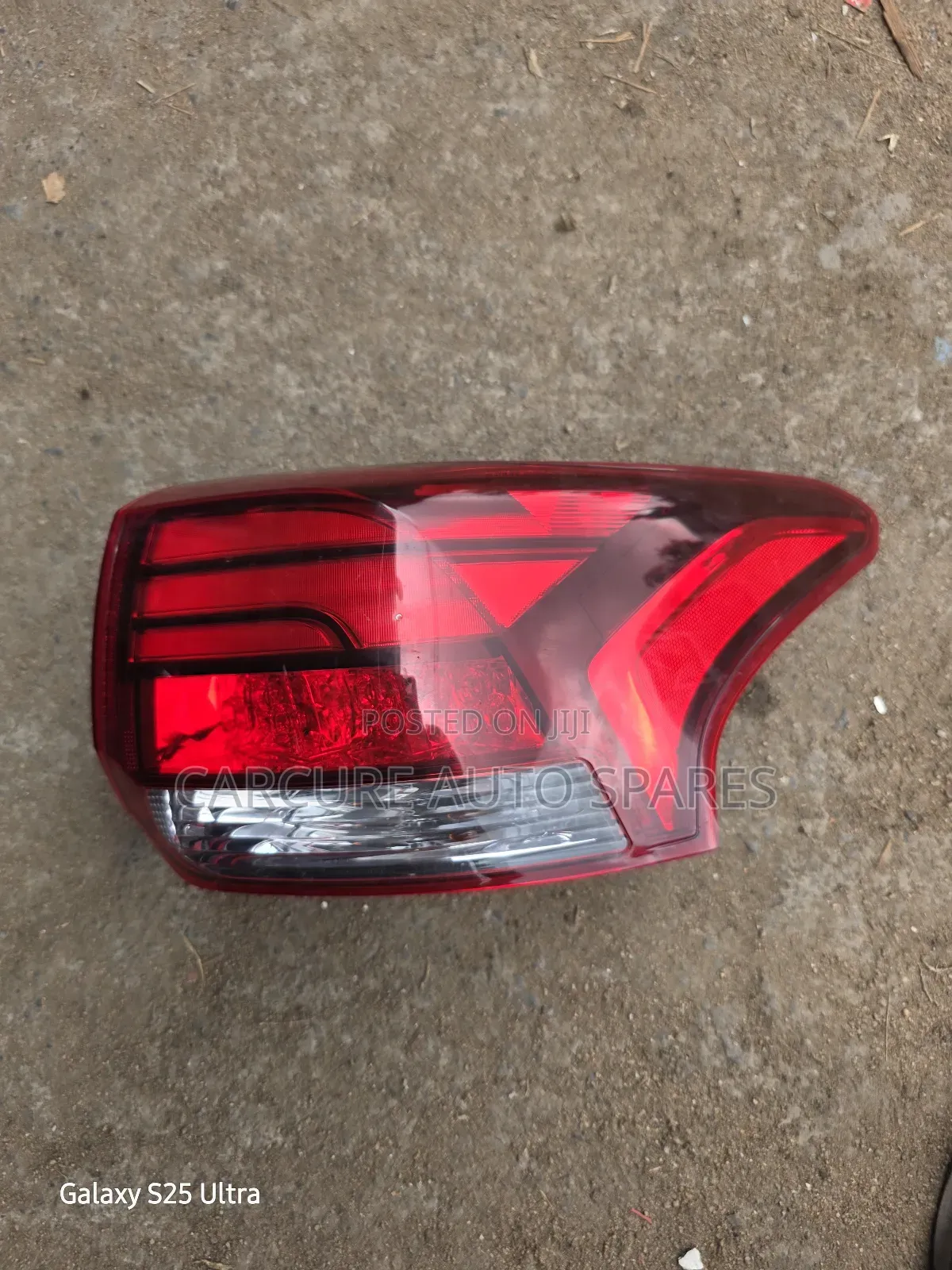 Mitsubishi Outlander 2015-2018 Tail Back Light