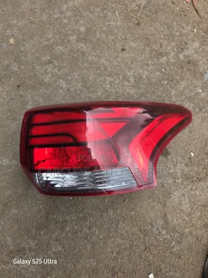 Mitsubishi Outlander 2015-2018 Tail Back Light