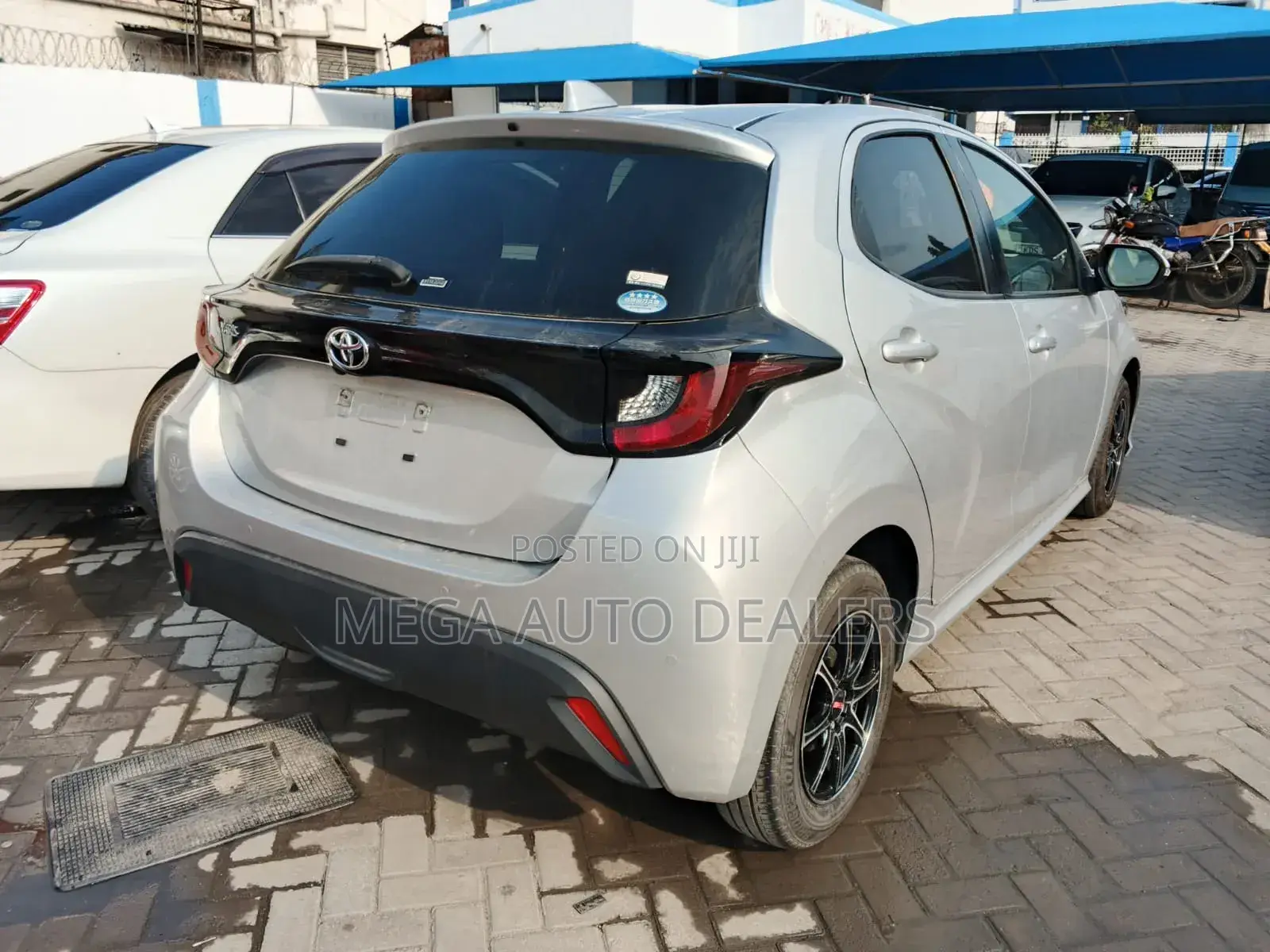 Toyota Yaris 2019 Gray
