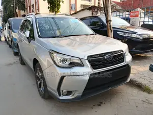 Subaru Forester 2018 Gray