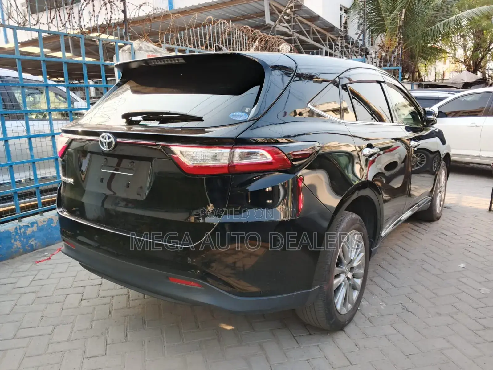 Toyota Harrier 2018 Black