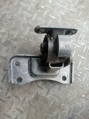 Gear Box Mounting Rav4/Vanguard