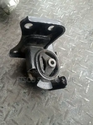 Gear Box Mounting Rav4/Vanguard