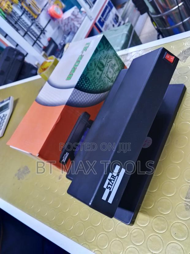 Counterfeit Money Detector