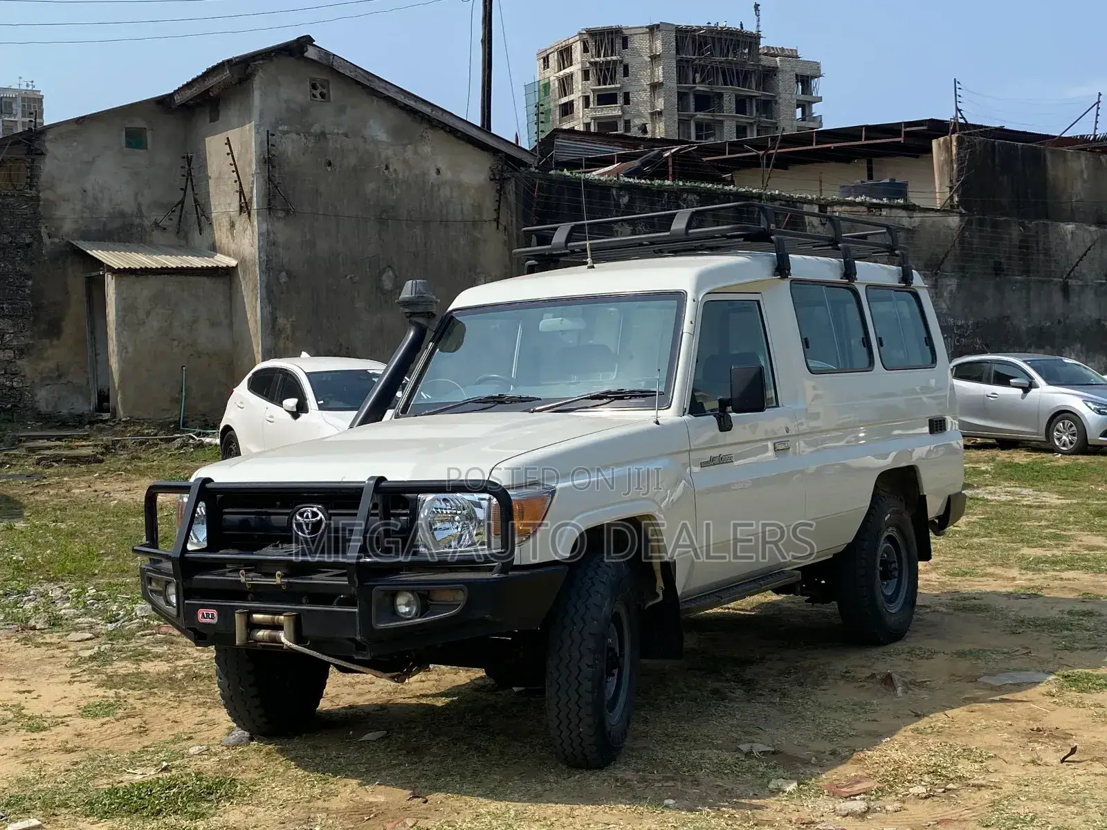Toyota Land Cruiser 2018 White