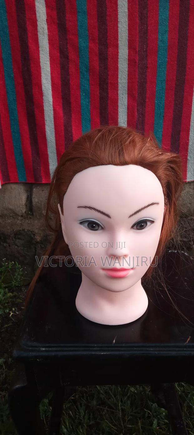 Mannequin New