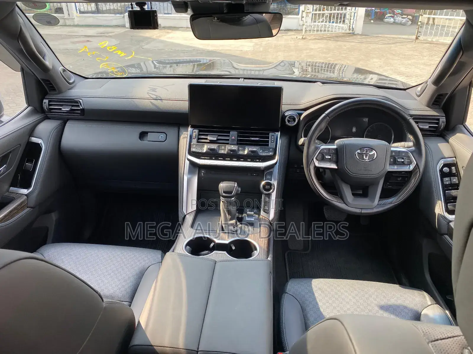 Toyota Land Cruiser 2022 Black