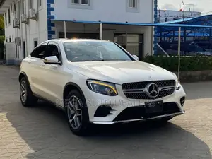 Mercedes-Benz GLC-Class 2019 White