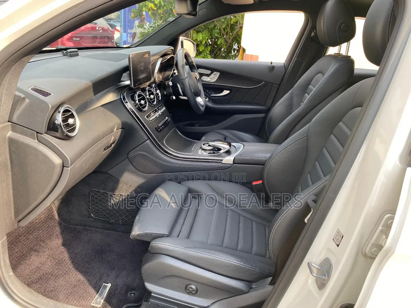 Mercedes-Benz GLC-Class 2019 White