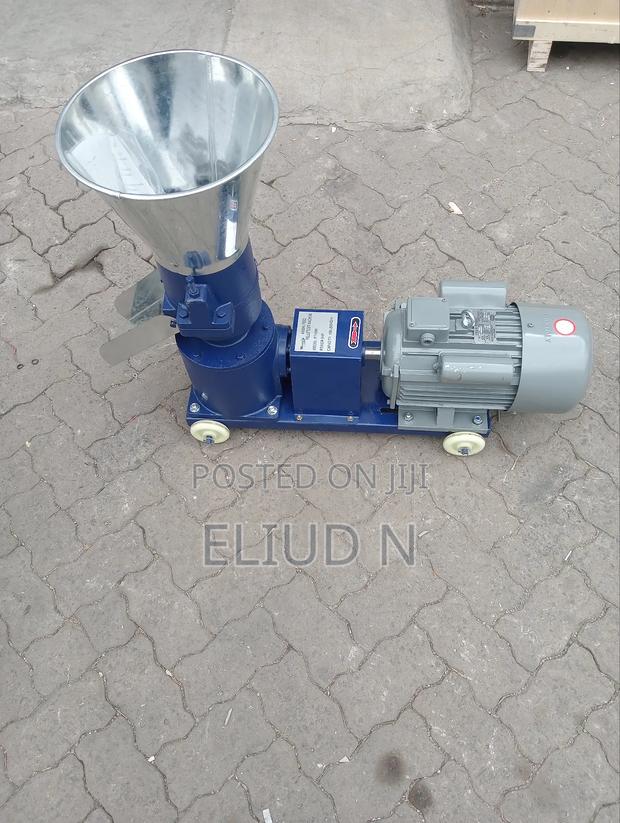 Quality Pellet Machine 5hp - main view