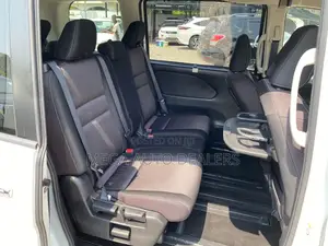 Nissan Serena 2019 White