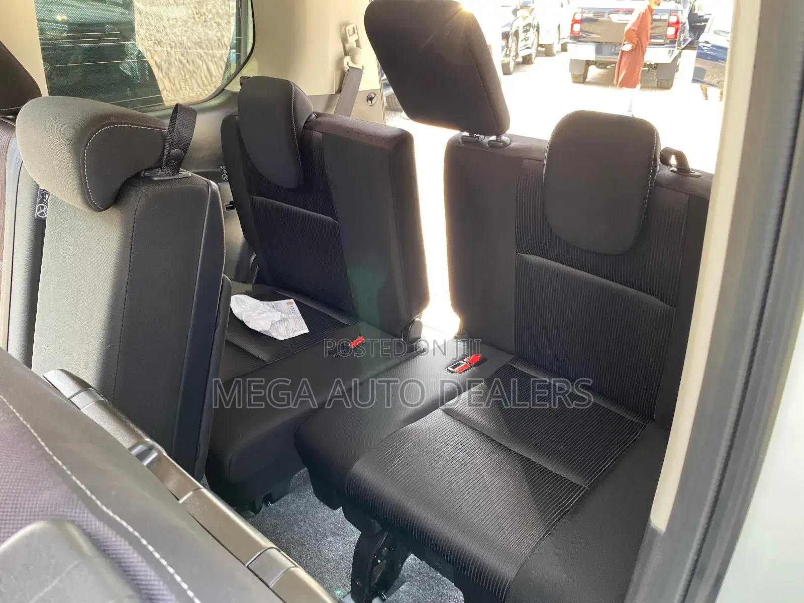 Nissan Serena 2019 White