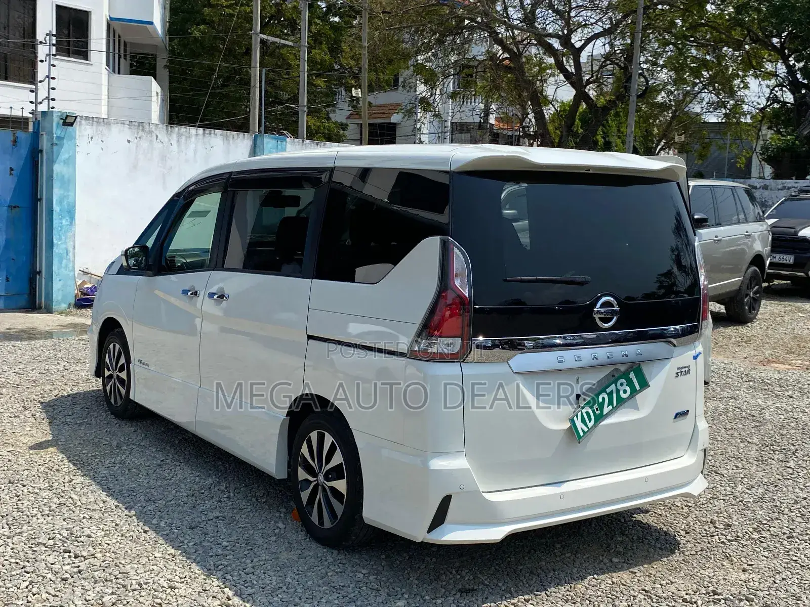 Nissan Serena 2019 White