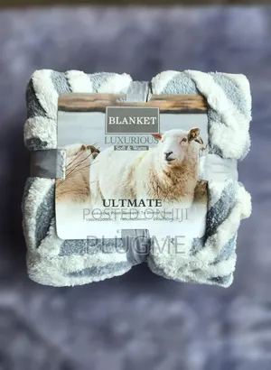 Cosy New Fleece Woollen.
Size: 6×7